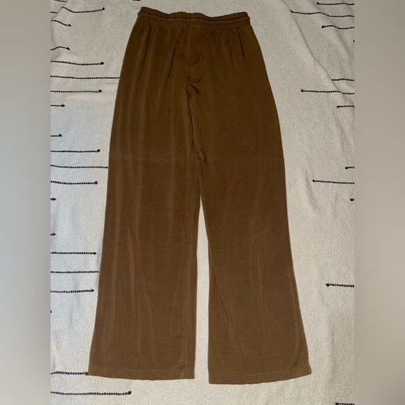 Aritzia Wilfred Free Lounge Pants (color: rustical brown) - Picture 2 of 8